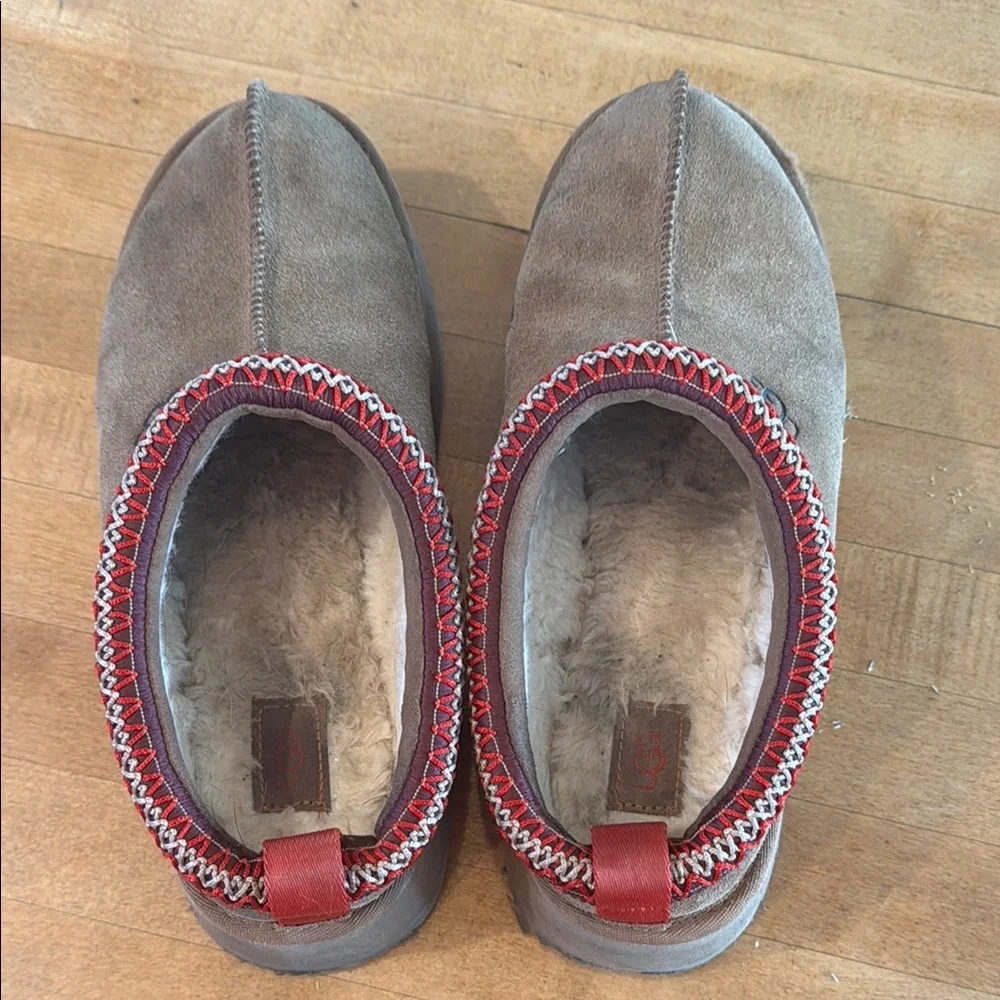 UGG stylish platform